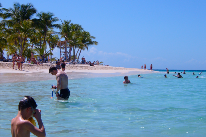 Los Haitises & Cayo Levantado